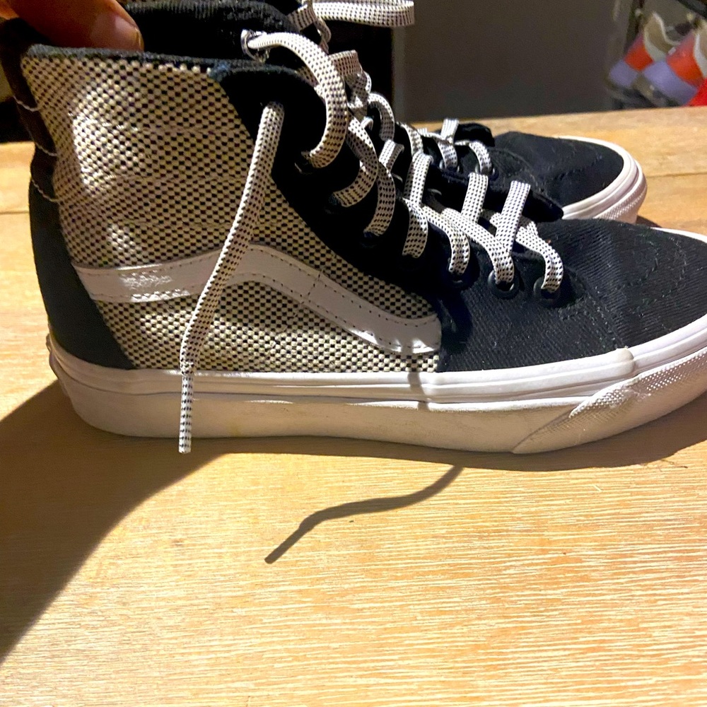 Kids Gently used Vans 4.5